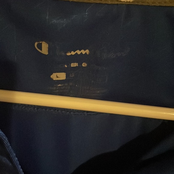 Womens Champion Shirt - Picture 2 of 5